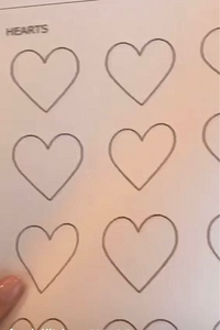 ハートのマカロンを作るので、こんな感じの型紙が欲しいんですけどどう 