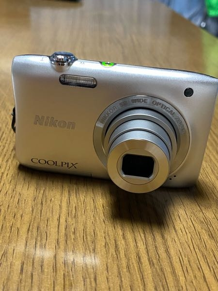 デジタルカメラについてです。ニコンのcoolpixs2900を使っている