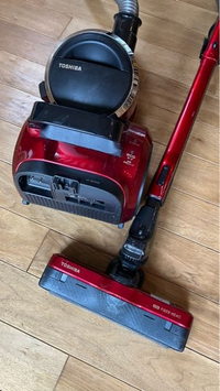 東芝のサイクロン掃除機VC-MG900を10年近く使ってます。本体は調