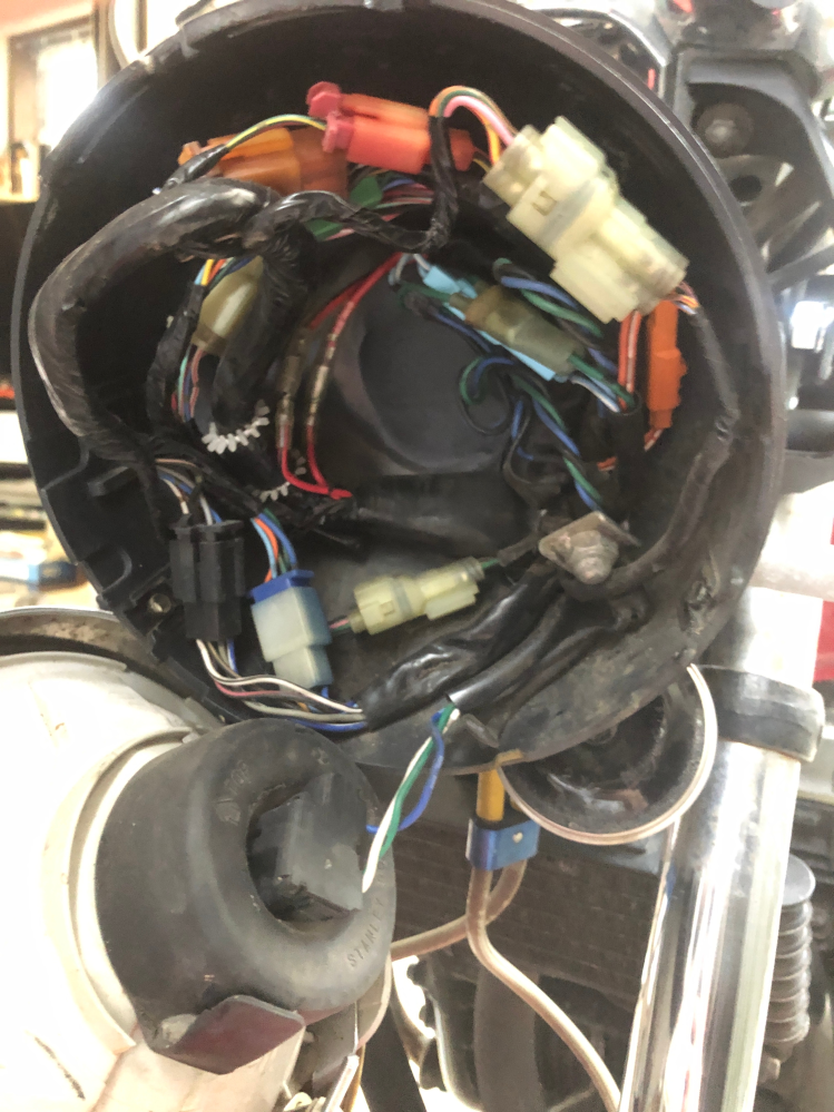 バイクヘッドライト配線についてはじめまして、後期のCB750 - Yahoo