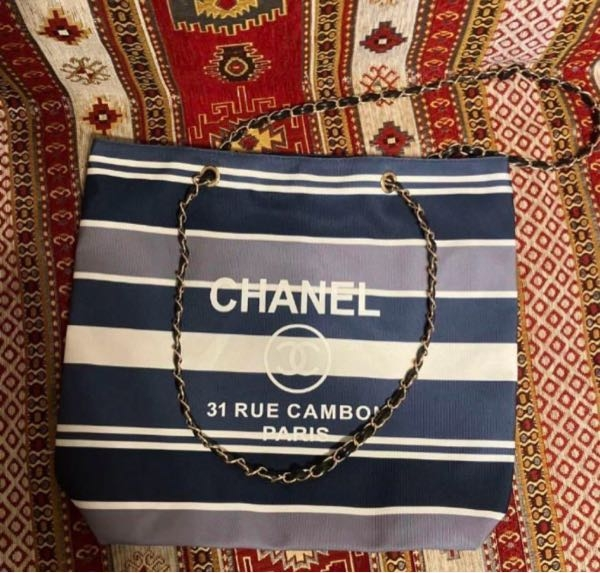 CHANELシャネルのノベルティバッグで非売品のようなのです - Yahoo