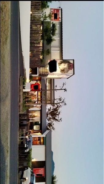 おばあちゃんの会社の１つなんですけど旅館のように見えますかね？ いつか旅館になったらいいなぁ〜っと思って笑