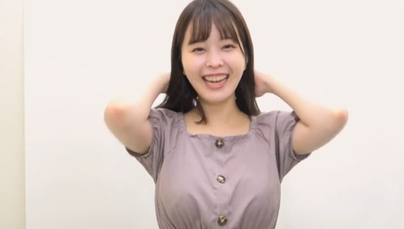 この女優さんの名前は何でしょうか?