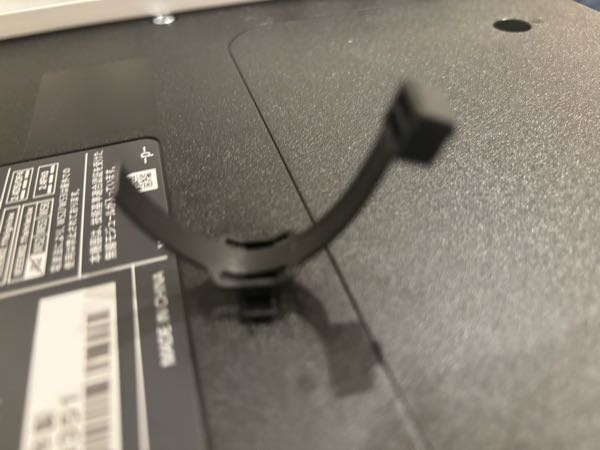 vhsのビデオデッキが中古でリモコン無しで売ってますが、本体