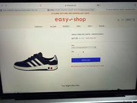 至急お願い致します】こちらのサイトでこのスニーカーを買おうと