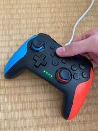 Switch2本体に、この旧horiコントローラー(非純正)は使えます