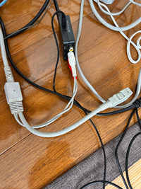 3色端子がないのですが、このテレビではwiiはできませんか