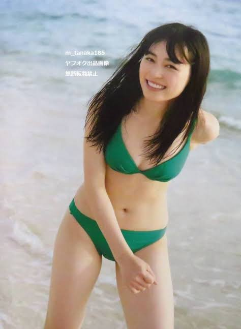 三浦春馬さんは年上の佐々木希さんのことを - 真剣に好きだった
