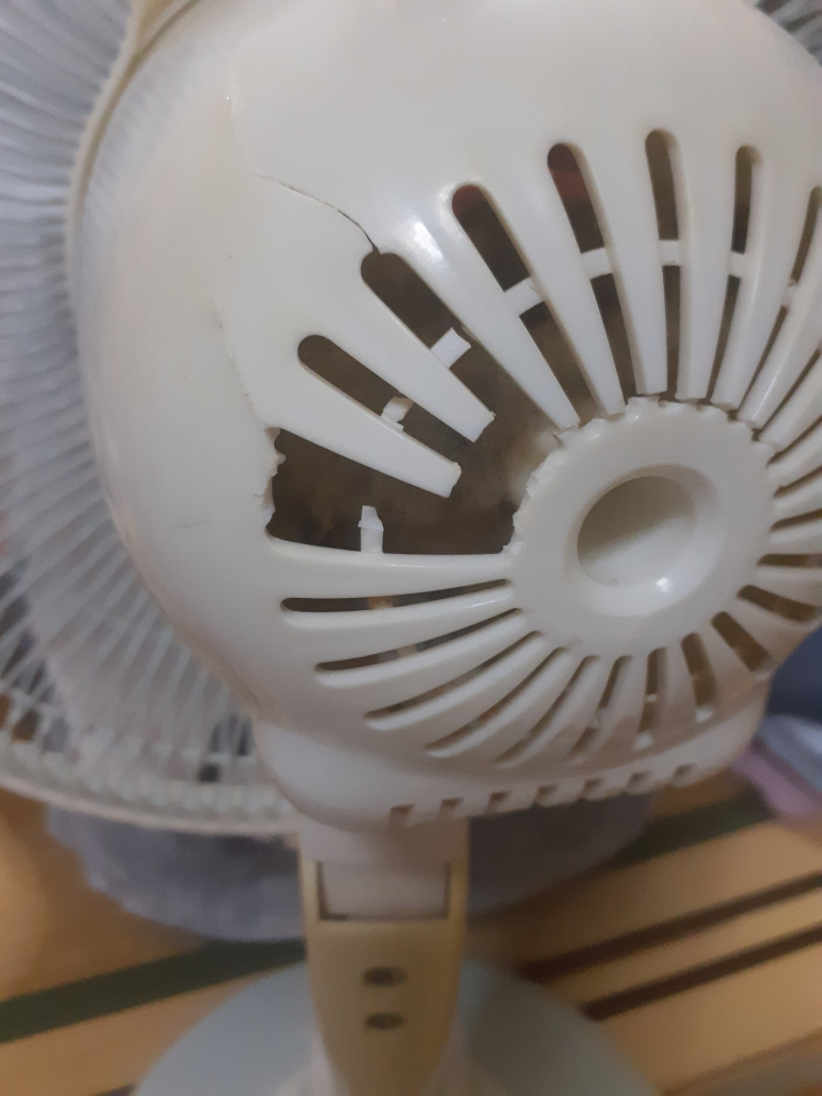 扇風機の買い替えについてです2012年製と2013年製の標準使用期間6 