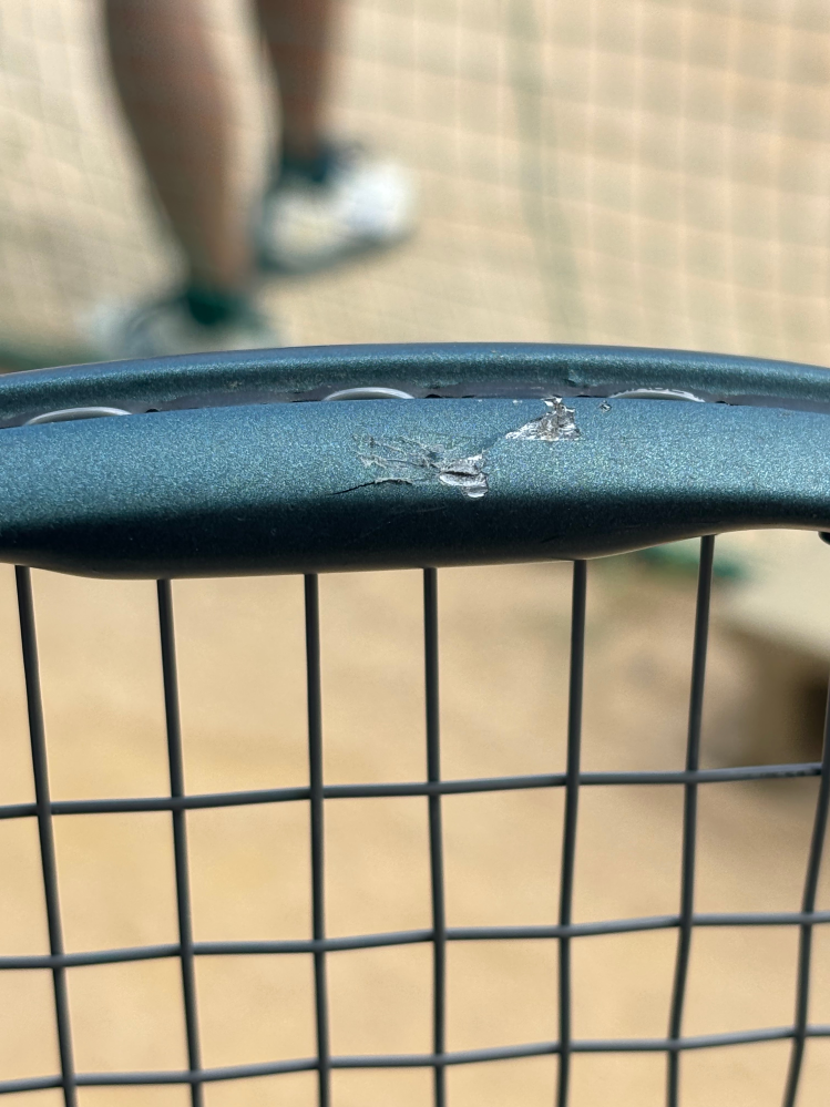 テニス　未開封 缶入りの硬式テニスボールは未開封であれば、長期保管でも使用に