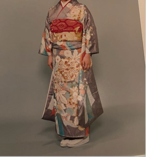 ホワイト 華文様柄 振袖 身丈160 付下げ 身丈160.5cm 裄丈63.5cm S 袷 ますいわ屋 草花 裾ぼかし