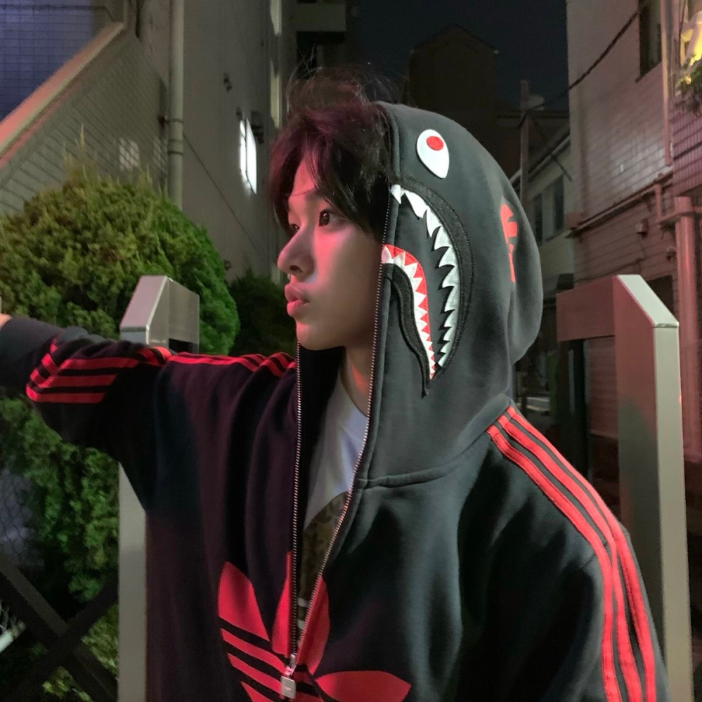 NCTWISHのリクくんが来てるこの服ってどこのですか…？わ - Yahoo!知恵袋
