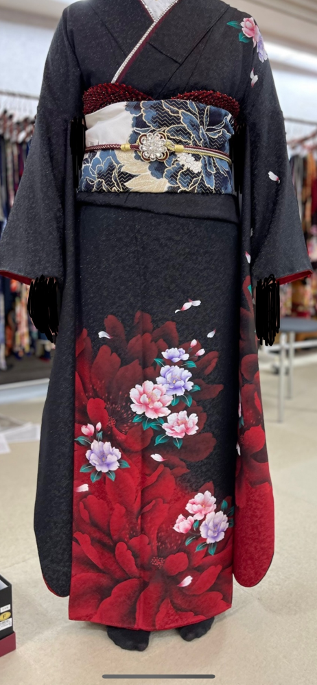 呉服屋さんドットコムという浴衣や着物を販売しているところがあります