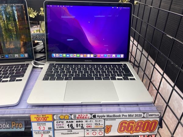 動画編集用に中古MacBookProの購入を考えているのですが↓の物を 
