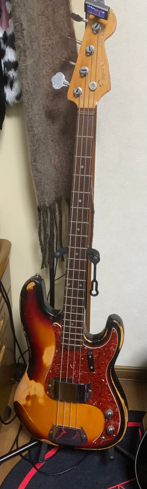 プレシジョンベースを買ったのですが一応Fenderと明記され - Yahoo