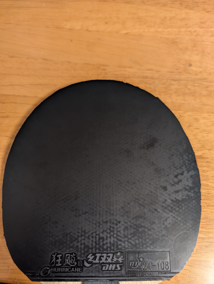 卓球ラバーについて質問です。ラザンターc48とディグニクス09cを貼り