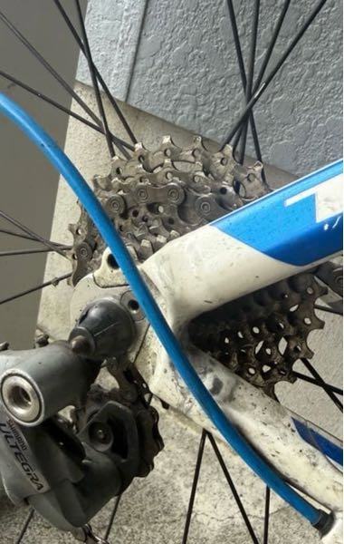 BXTのピストバイクを買い組み立てようと思うのですが必要なパー