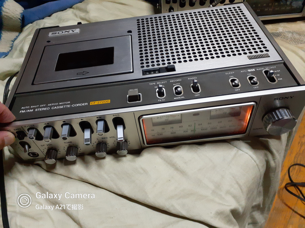 SONYCF-2700Dを入手しました。動作はほぼ正常です。しかし、ヘ