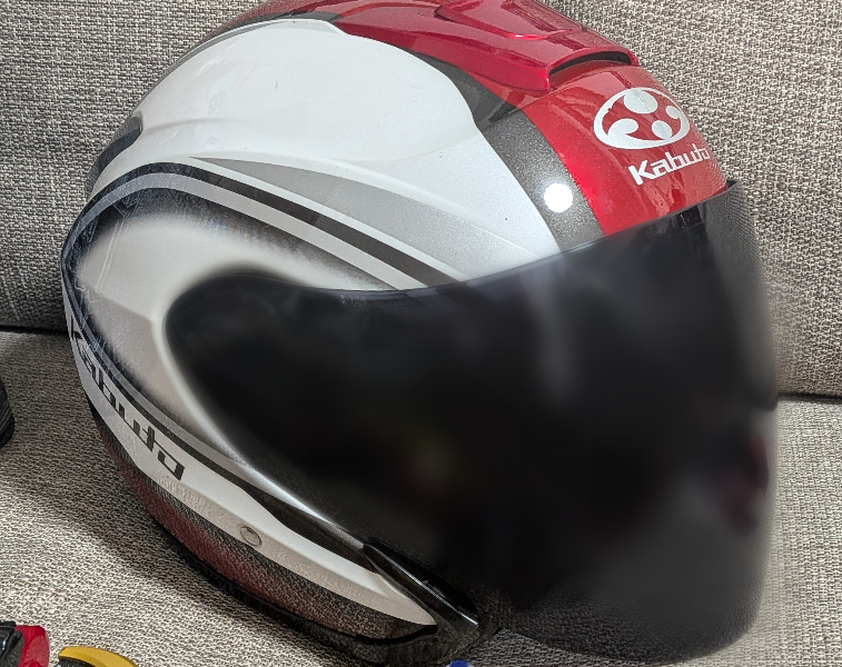かこちら専用です。 こちらのカブトヘルメットのLサイズを購入したのですがこちらの