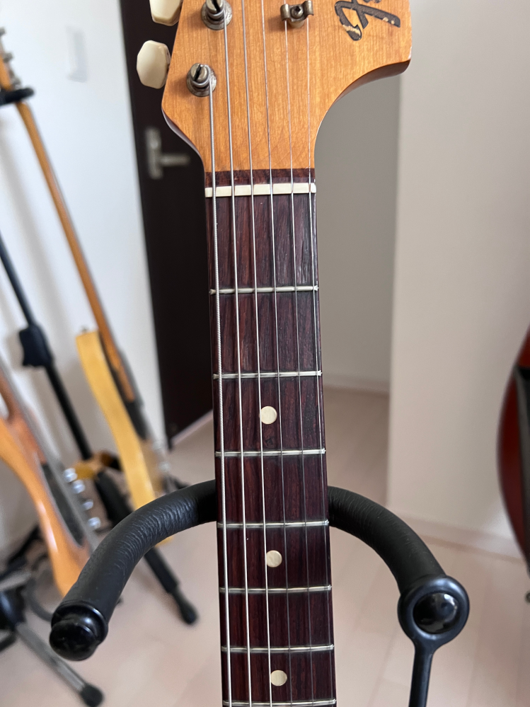 添付画像はfendermustang1966年製のネックです - Yahoo!知恵袋