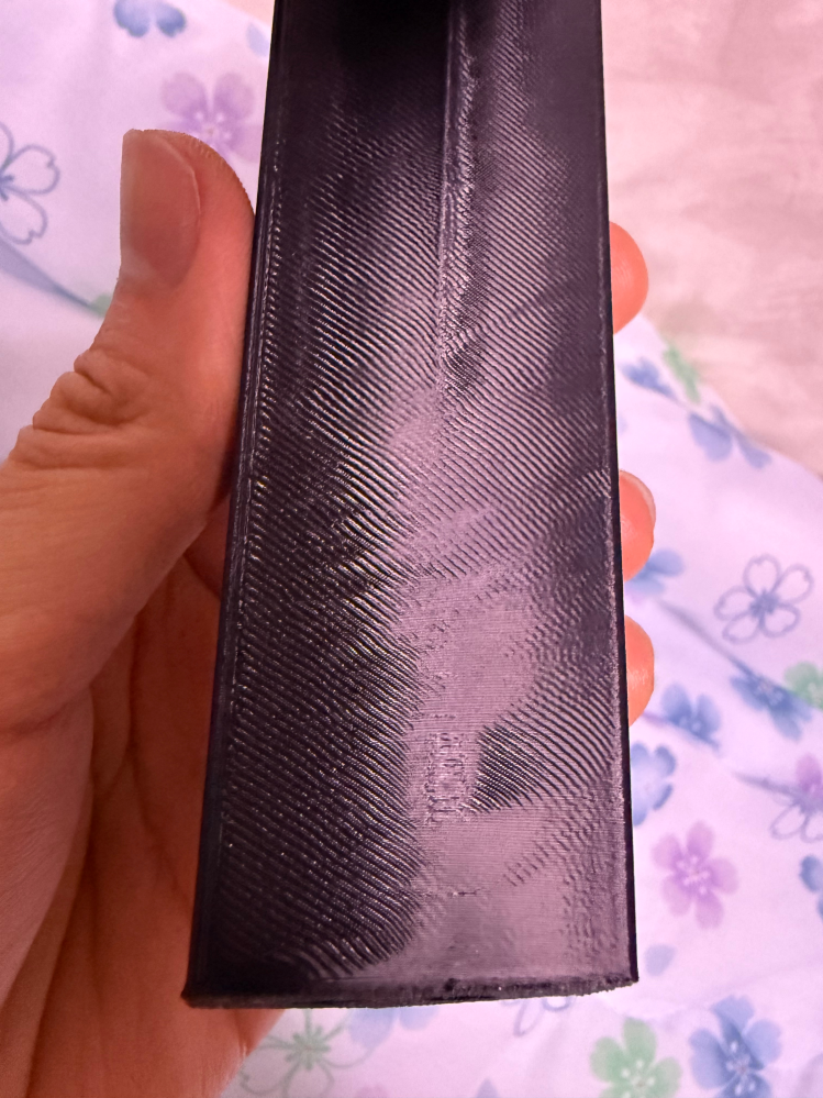 3Dプリンターの印刷物に起きる波状の溝に関してご覧いただきあ 