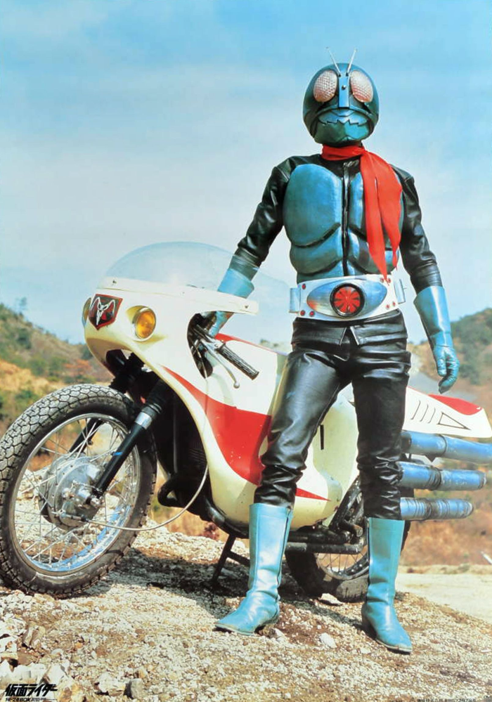 初代仮面ライダー1号の眼の色が分かりません！！ズバリ言って赤色です 