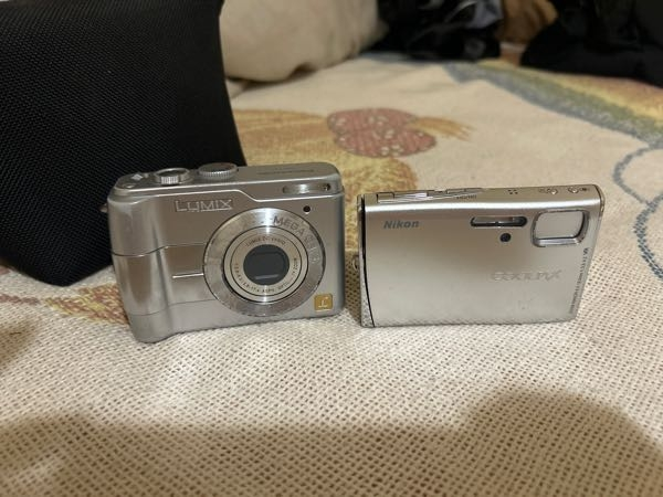 至急！！こちらのカメラ2台lumixmegao.l.snik - Yahoo!知恵袋
