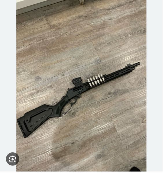 写真の銃のエアガンなどは売ってますでしょうか？名前も教えてい
