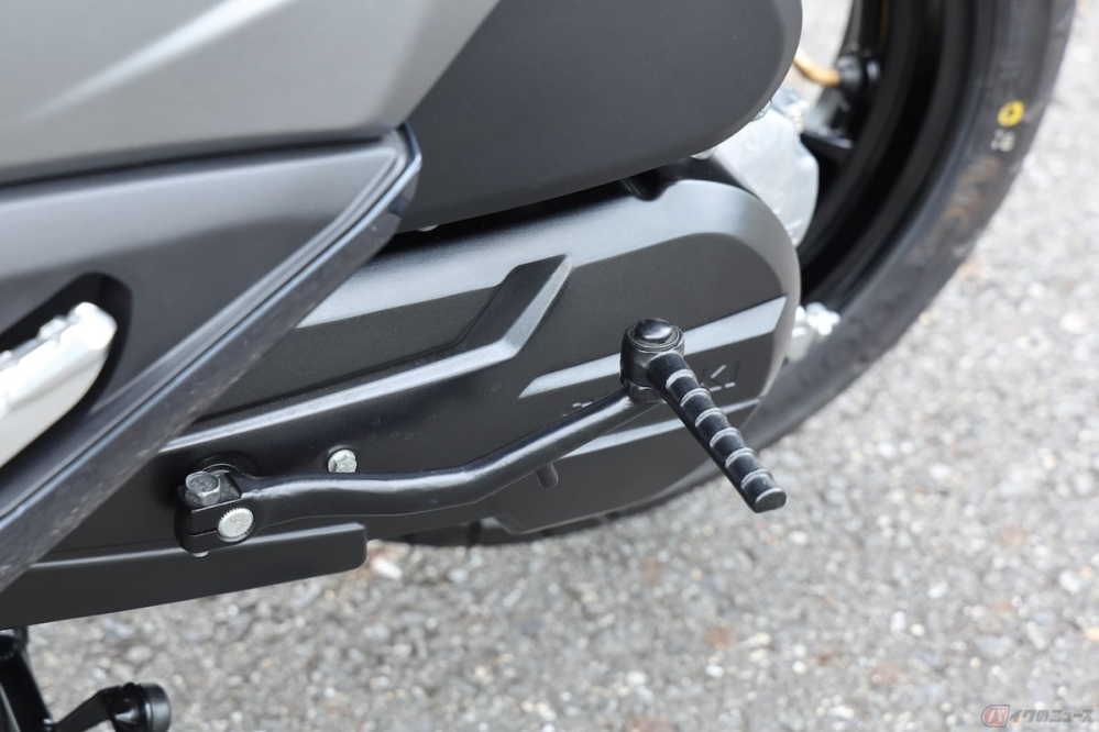 xjr400用のマフラーで「ワルツ機械」と「イノブレ2外伝」とい