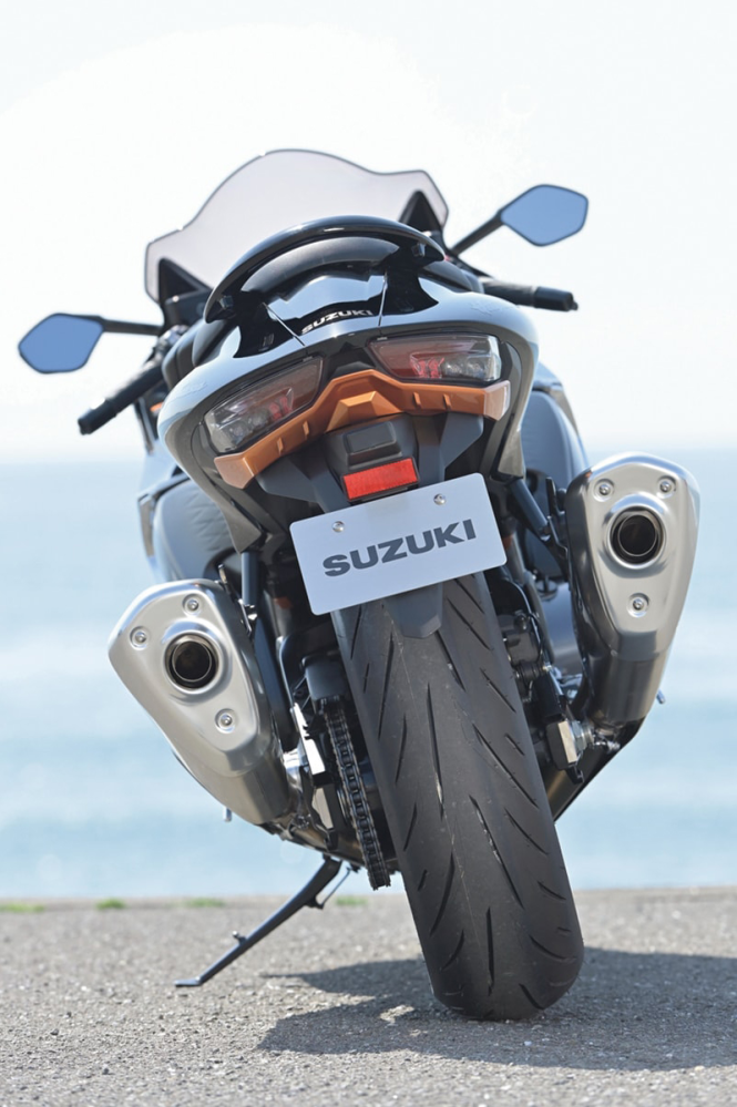 ライブディオZXのチャンバーについてZeroのユーロコルサかZEEKならどち