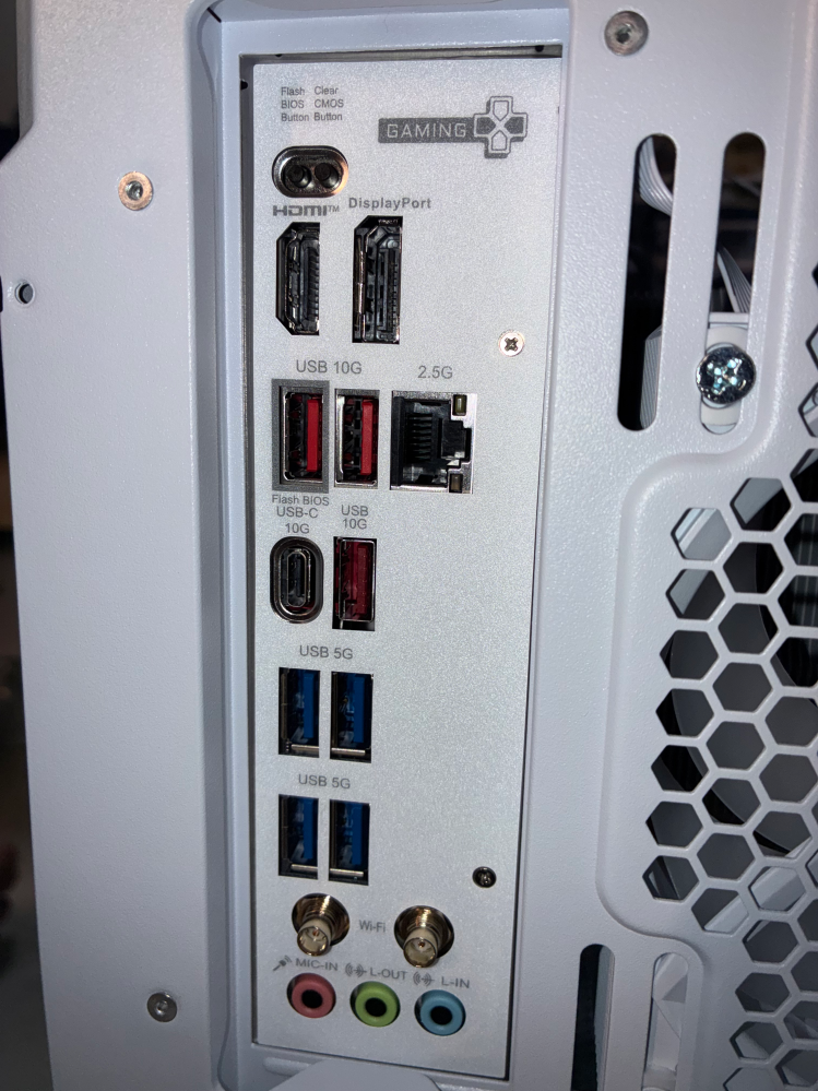 今pcを自作してるんですか。ケースとの相性が悪いみたいで、画 
