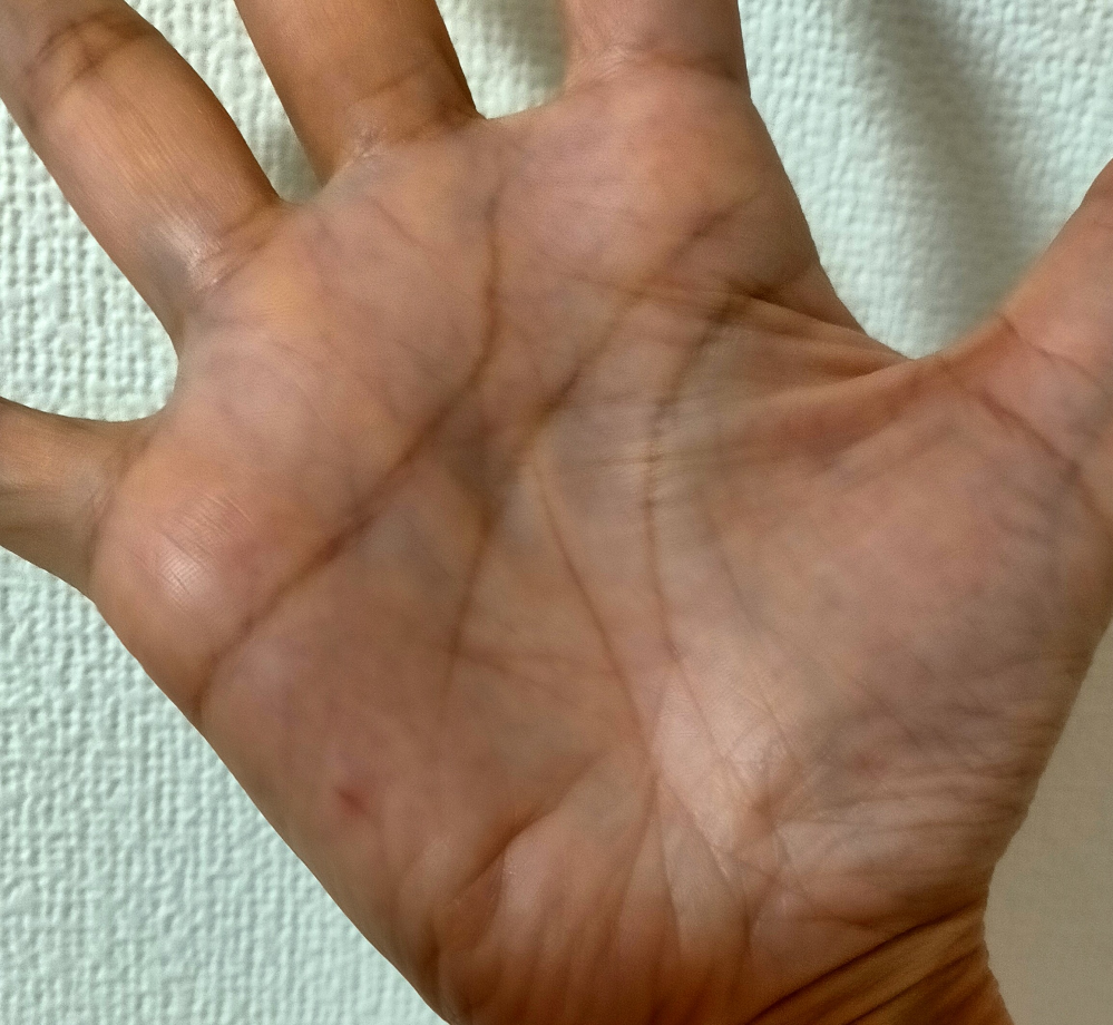 生年月日は1974.04.15手相ものせます（効き手は左です - Yahoo!知恵袋