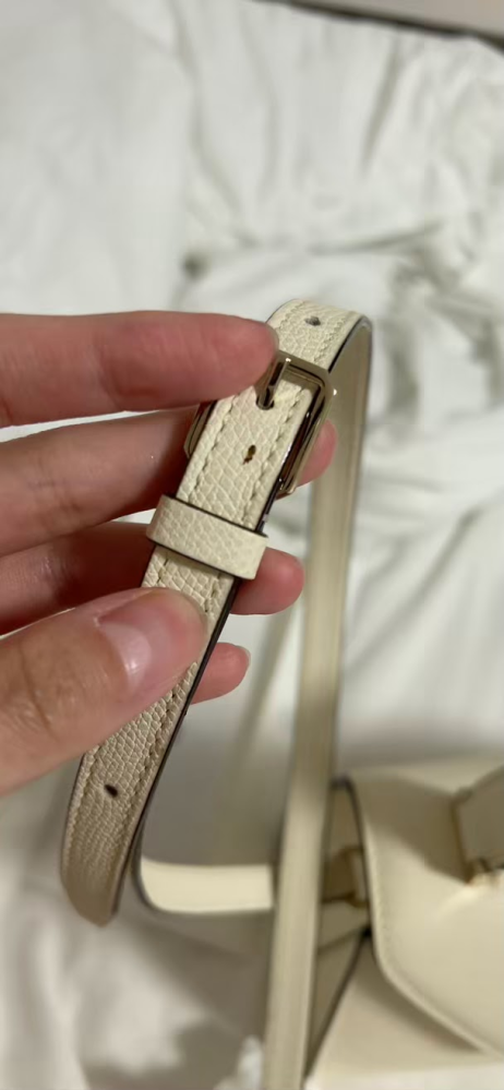 緊急です！！ブランド品の初期不良についてです。ヴォレクストラを新品 