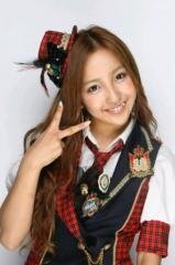板野友美が気になる ともちんはおでこが広くて髪の毛が薄いですが ハゲま Yahoo 知恵袋