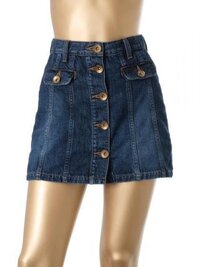 Dazzlinってパクリ商品多くないですか どこのブランドも Yahoo 知恵袋