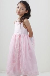 このくらいのピンクのドレスに黒いフォーマル靴は変ですか 白い Yahoo 知恵袋