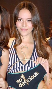 グレイズ アナトミー６に出て来るテディ アルトマン役のキム レイヴァー Yahoo 知恵袋