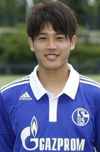 サッカー日本代表の川島永嗣さんのような髪型 下の画像参照 は何という髪 Yahoo 知恵袋