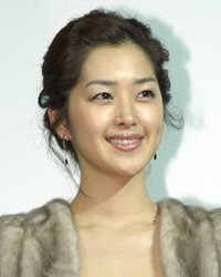 笛木優子さんは本当に純粋の日本人ですか 韓国人顔過ぎるので 完璧な Yahoo 知恵袋