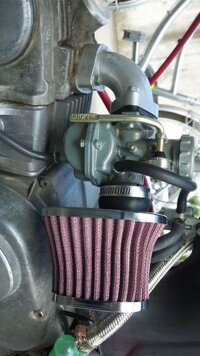 Dax70キャブから爆発音 最近バイクに乗っていると ギアを三足も Yahoo 知恵袋