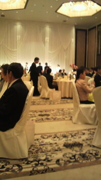 引き出物のない結婚式 お返しのない結婚祝 先日 結婚式に出席した友人が Yahoo 知恵袋