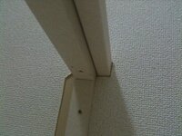 クローゼットの棚を外そうとしましたが手前の梁みたいな木が外れません外し方を教えて 教えて 住まいの先生 Yahoo 不動産