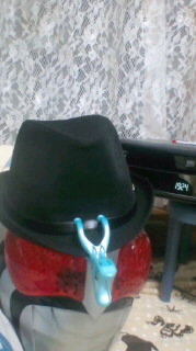 帽子がすぐに脱げてしまうのですが 何か良い方法はないでしょうか 頭が Yahoo 知恵袋