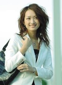 上原美佐さんは美人ですよね 目鼻立ちもスッキリしているし 端正な顔立ち Yahoo 知恵袋