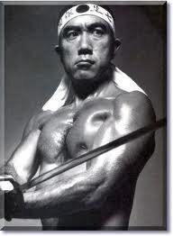 三島由紀夫はゲイというよりはバイセクシャルだったのでしょうか Yahoo 知恵袋