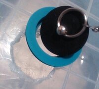 カメ水槽に使えるシリコンは 衣装ケースに排水口を空けてゴムパッキ Yahoo 知恵袋