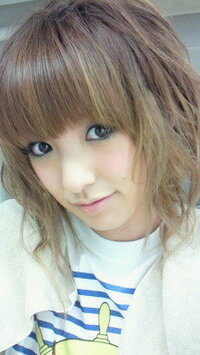 メンズパーマでメンズパーマで画像のような サイドにだけウェーブをかける Yahoo 知恵袋