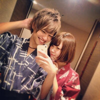 このカップルってモデルさんですかね 彼氏さんも彼女さんもとってもカッコ良 Yahoo 知恵袋