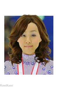 この浅田真央さんはどうですか 浅田真央さんは髪型を今風にして明るい色の方 Yahoo 知恵袋