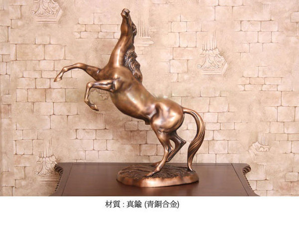 縁起物の「左馬」って頭を左に描けば左馬なのでしょうか